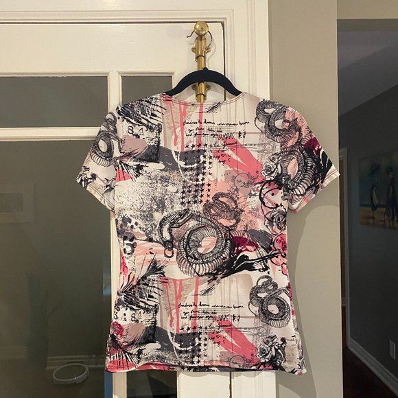 Laura Petites Graphic Blouse - Picture 3 of 4